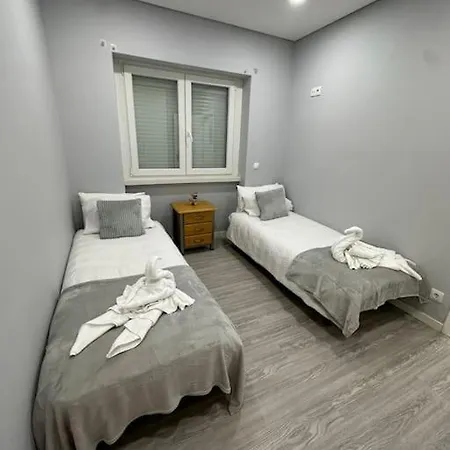 Duplex Com Jacuzzi Em Olival Basto 아파트 리스본