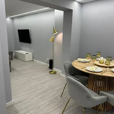 Duplex Com Jacuzzi Em Olival Basto 아파트 리스본
