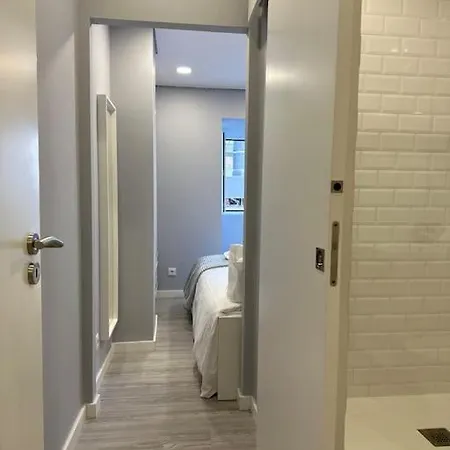 Duplex Com Jacuzzi Em Olival Basto * 리스본