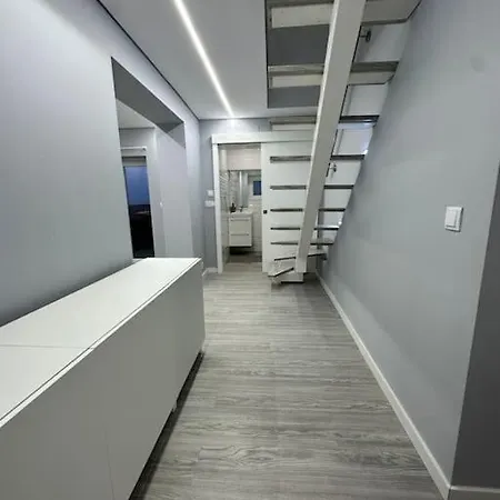 Apartment Duplex Com Jacuzzi Em Olival Basto