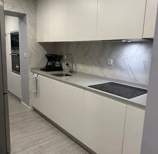 Duplex Com Jacuzzi Em Olival Basto Διαμέρισμα *