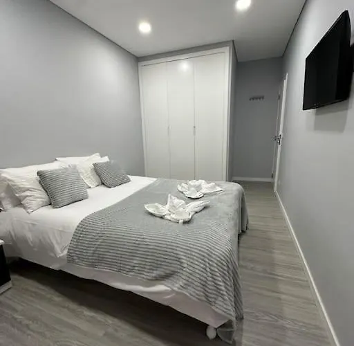 Duplex Com Jacuzzi Em Olival Basto Apartmán *