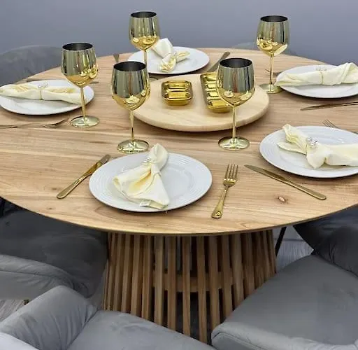 Duplex Com Jacuzzi Em Olival Basto