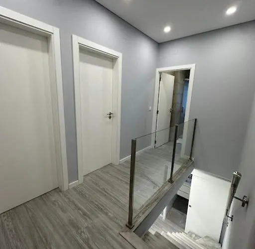 Διαμέρισμα Duplex Com Jacuzzi Em Olival Basto