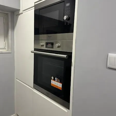 Duplex Com Jacuzzi Em Olival Basto Apartmán